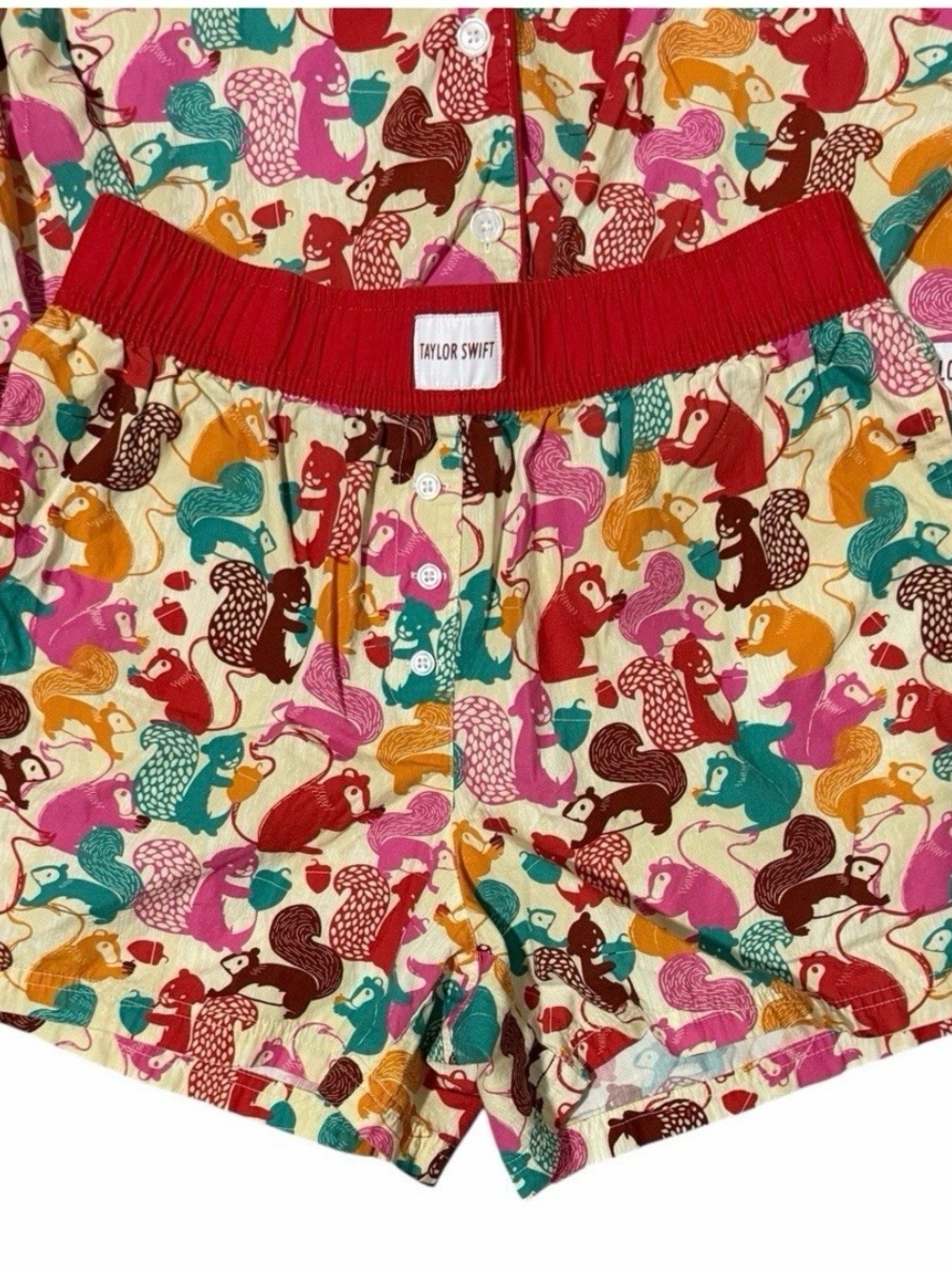 Taylor Swift Red “We Are Never Ever Ever Getting Back Together” Squirrel PJs L - Picture 6 of 8